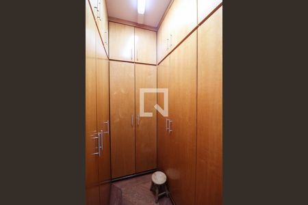 Casa de condomínio à venda com 6000m², 5 quartos e 10 vagas Casa de condomínio à venda com 6000m², 5 quartos e 10 vagasQuarto