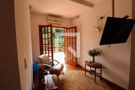 Casa de condomínio à venda com 6000m², 5 quartos e 10 vagas Casa de condomínio à venda com 6000m², 5 quartos e 10 vagasSuíte