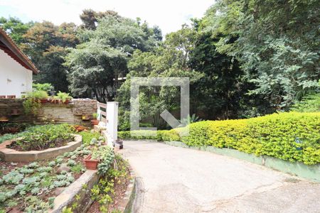 Casa de condomínio à venda com 6000m², 5 quartos e 10 vagas Casa de condomínio à venda com 6000m², 5 quartos e 10 vagasQuintal