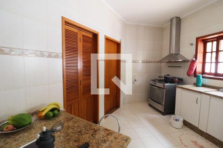 Casa de condomínio à venda com 6000m², 5 quartos e 10 vagas Casa de condomínio à venda com 6000m², 5 quartos e 10 vagasCozinha