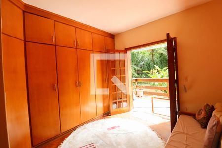 Casa de condomínio à venda com 6000m², 5 quartos e 10 vagas Casa de condomínio à venda com 6000m², 5 quartos e 10 vagasQuarto 2