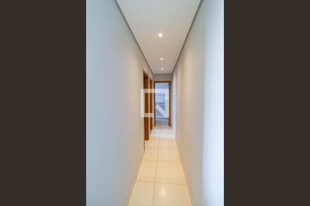 Corredor de apartamento à venda com 2 quartos, 55m² em Conjunto Helena Antipoff, Belo Horizonte