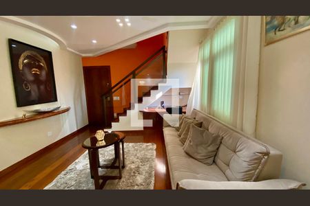 Sala de apartamento à venda com 3 quartos, 246m² em Barreiro, Belo Horizonte