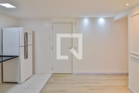 Sala de apartamento para alugar com 2 quartos, 40m² em Jardim Celeste, São Paulo