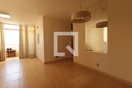 Sala de apartamento para alugar com 3 quartos, 90m² em Centro, Ribeirão Preto