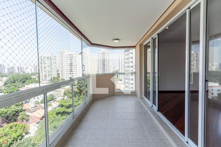 Varanda  de apartamento para alugar com 3 quartos, 142m² em Moema, São Paulo