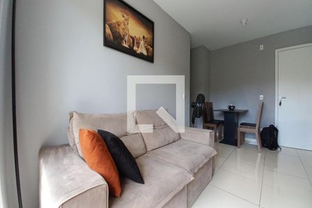 Sala de apartamento à venda com 2 quartos, 48m² em Jardim Ipaussurama, Campinas