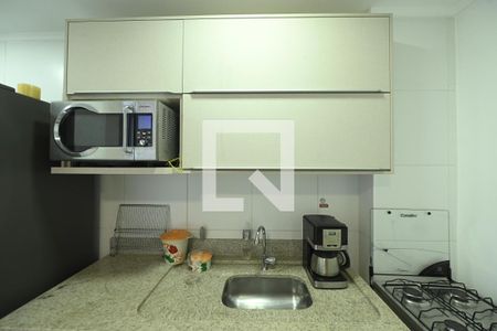 Cozinha  de apartamento para alugar com 1 quarto, 56m² em Jardim Goiás, Goiânia