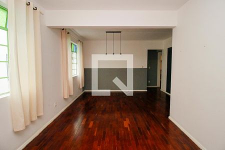 Sala de apartamento para alugar com 3 quartos, 109m² em Santo Antônio, Belo Horizonte