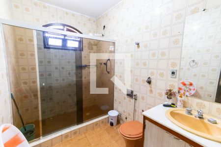 Banheiro de casa à venda com 3 quartos, 200m² em Badu, Niterói