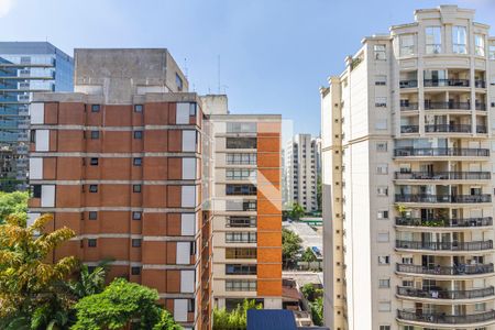 Vista de apartamento à venda com 2 quartos, 105m² em Cerqueira César, São Paulo