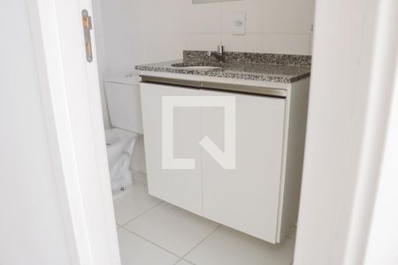 Banheiro de apartamento para alugar com 1 quarto, 35m² em Parque Anhangüera, São Paulo