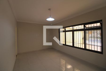 Sala de casa para alugar com 3 quartos, 155m² em Vila do Castelo, São Paulo