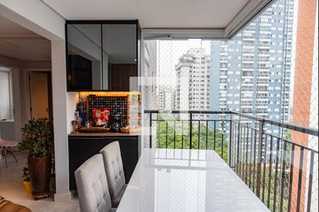 Varanda de apartamento à venda com 2 quartos, 69m² em Jardim Vila Mariana, São Paulo