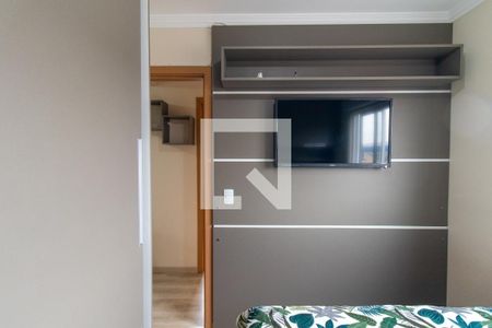 Quarto 1 de apartamento para alugar com 2 quartos, 42m² em Parque da Fonte, São José dos Pinhais