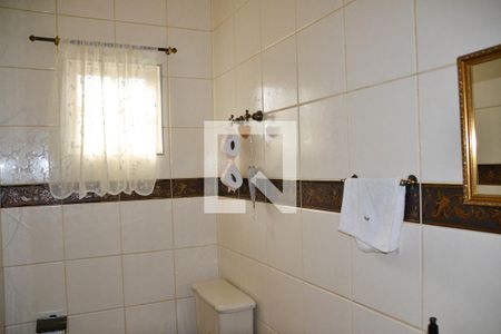 Casa à venda com 332m², 3 quartos e 4 vagas Casa à venda com 332m², 3 quartos e 4 vagasLavabo