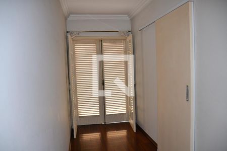 Casa à venda com 332m², 3 quartos e 4 vagas Casa à venda com 332m², 3 quartos e 4 vagasSuite