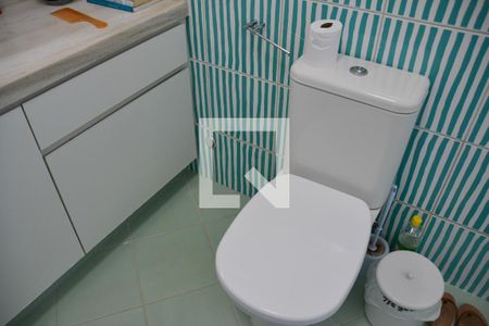 Casa à venda com 332m², 3 quartos e 4 vagas Casa à venda com 332m², 3 quartos e 4 vagasBanheiro Suite