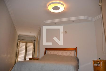 Casa à venda com 332m², 3 quartos e 4 vagas Casa à venda com 332m², 3 quartos e 4 vagasSuite