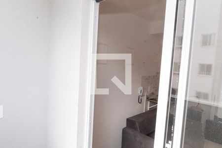 Sacada de apartamento para alugar com 1 quarto, 27m² em Vila das Bandeiras, Guarulhos