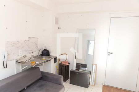 Sala e Cozinha de apartamento para alugar com 1 quarto, 27m² em Vila das Bandeiras, Guarulhos