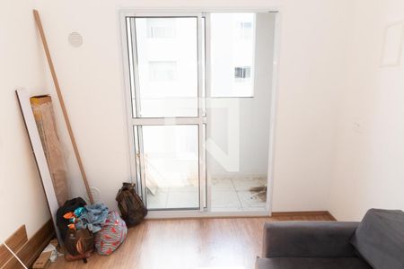 Sala e Cozinha de apartamento para alugar com 1 quarto, 27m² em Vila das Bandeiras, Guarulhos