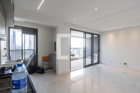 Cozinha de apartamento para alugar com 2 quartos, 92m² em Alphaville Empresarial, Barueri