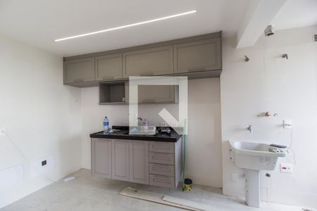 Cozinha de apartamento para alugar com 2 quartos, 92m² em Alphaville Empresarial, Barueri