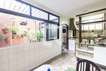 Casa de condomínio à venda com 400m², 4 quartos e 4 vagas Casa de condomínio à venda com 400m², 4 quartos e 4 vagasCozinha