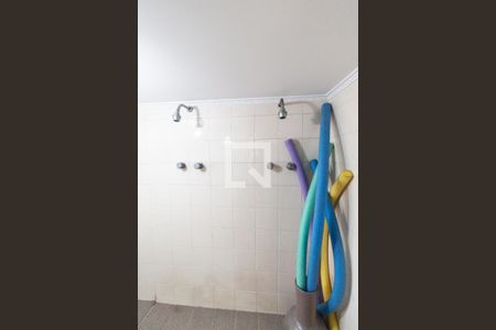 Casa de condomínio à venda com 400m², 4 quartos e 4 vagas Casa de condomínio à venda com 400m², 4 quartos e 4 vagasBanheiro de serviço