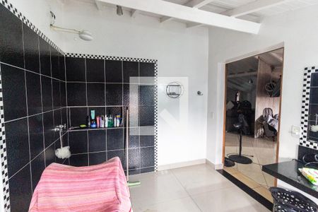 Casa de condomínio à venda com 400m², 4 quartos e 4 vagas Casa de condomínio à venda com 400m², 4 quartos e 4 vagasSuíte