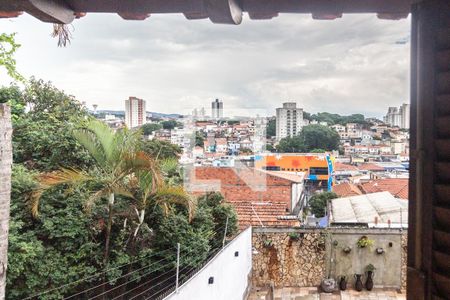Casa de condomínio à venda com 400m², 4 quartos e 4 vagas Casa de condomínio à venda com 400m², 4 quartos e 4 vagasVista