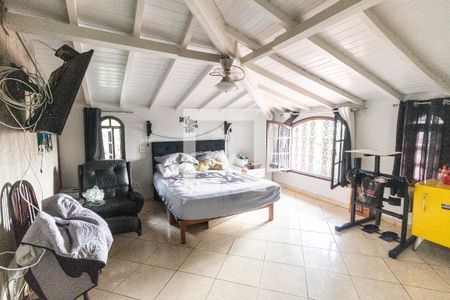 Casa de condomínio à venda com 400m², 4 quartos e 4 vagas Casa de condomínio à venda com 400m², 4 quartos e 4 vagasQuarto 4