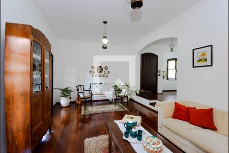 Sala de casa à venda com 3 quartos, 252m² em Vila Rosália, Guarulhos