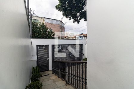 Casa à venda com 196m², 3 quartos e 3 vagas Casa à venda com 196m², 3 quartos e 3 vagasEntrada