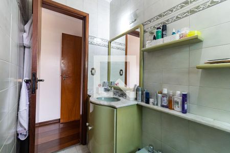 Casa à venda com 196m², 3 quartos e 3 vagas Casa à venda com 196m², 3 quartos e 3 vagasBanheiro da Suíte