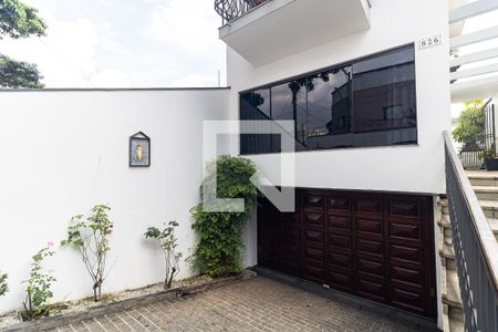 Casa à venda com 196m², 3 quartos e 3 vagas Casa à venda com 196m², 3 quartos e 3 vagasGaragem
