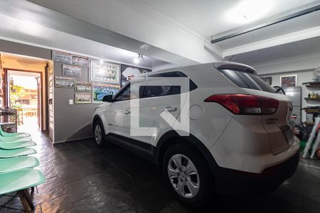 Casa à venda com 196m², 3 quartos e 3 vagas Casa à venda com 196m², 3 quartos e 3 vagasGaragem