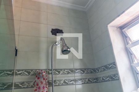 Casa à venda com 196m², 3 quartos e 3 vagas Casa à venda com 196m², 3 quartos e 3 vagasBanheiro da Suíte