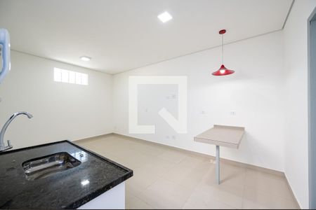 Cozinha de kitnet/studio para alugar com 1 quarto, 25m² em Vila Guarani (zona Sul), São Paulo