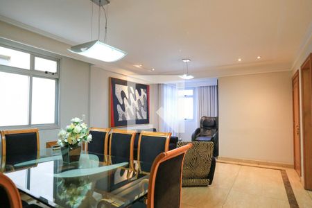 Sala  de apartamento à venda com 3 quartos, 120m² em União, Belo Horizonte