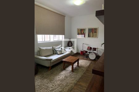 Casa à venda com 3 quartos, 150m² em Castelo, Belo Horizonte
