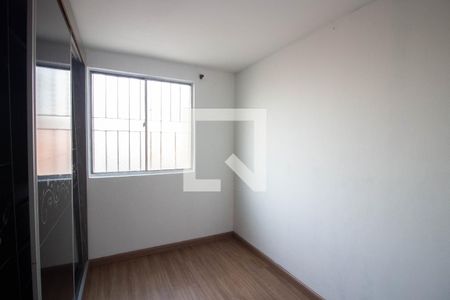 Quarto 2 de apartamento para alugar com 2 quartos, 45m² em Conjunto Residencial José Bonifácio, São Paulo