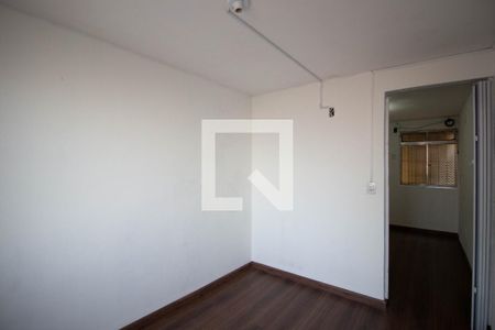 Quarto 1 de apartamento para alugar com 2 quartos, 45m² em Conjunto Residencial José Bonifácio, São Paulo
