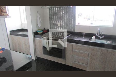 Apartamento à venda com 3 quartos, 92m² em Serrano, Belo Horizonte