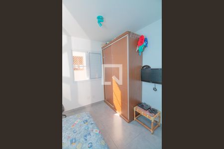 Quarto 1 de apartamento para alugar com 2 quartos, 44m² em Jardim Utinga, Santo André