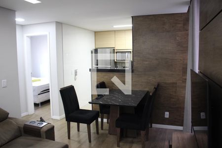 Sala de apartamento à venda com 2 quartos, 46m² em Califórnia, Belo Horizonte