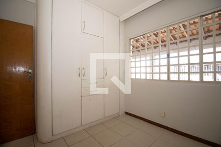 Suíte 1 de casa para alugar com 3 quartos, 200m² em Conjunto F, Brasília