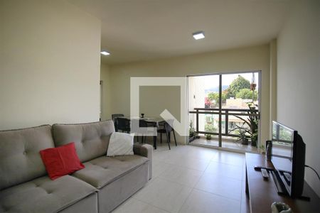 Sala de apartamento à venda com 3 quartos, 83m² em Santa Tereza, Belo Horizonte