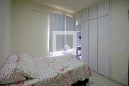 Quarto 1 de apartamento para alugar com 3 quartos, 83m² em Santa Tereza, Belo Horizonte